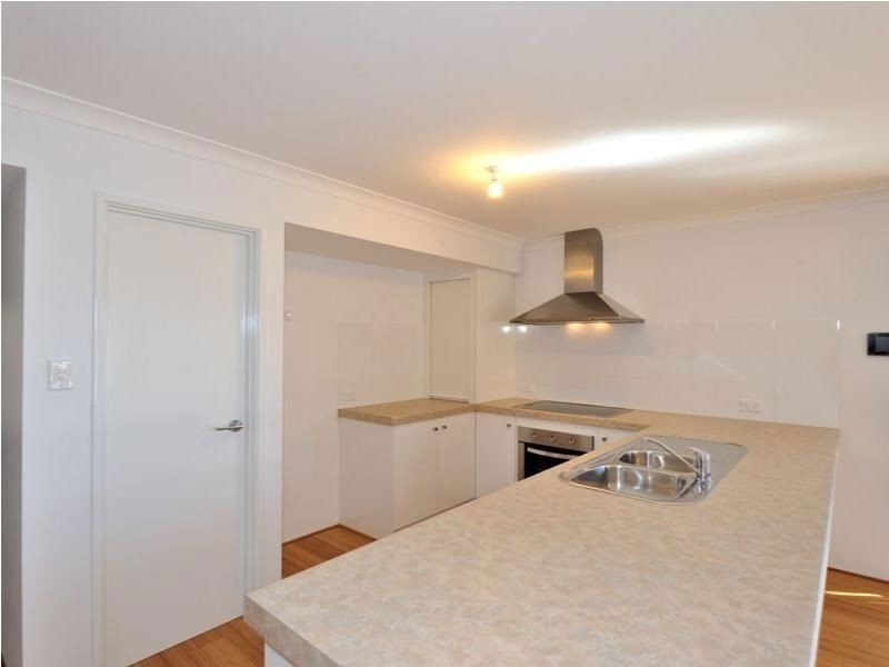 15 Roscoe Turn, Rockingham WA 6168