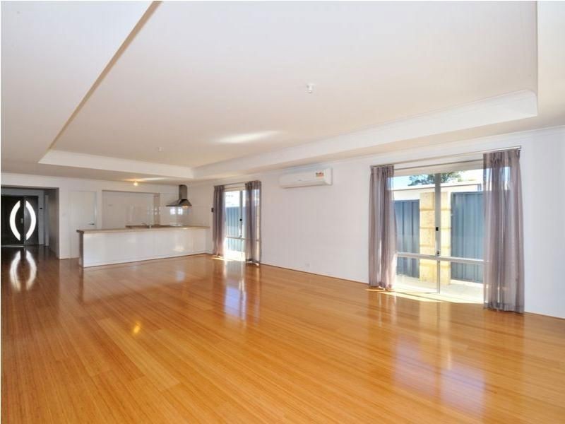 15 Roscoe Turn, Rockingham WA 6168