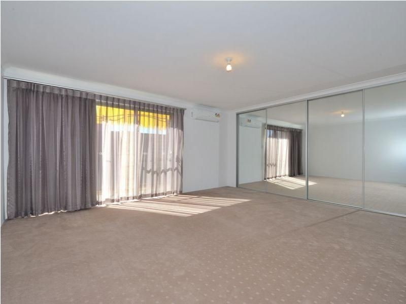 15 Roscoe Turn, Rockingham WA 6168