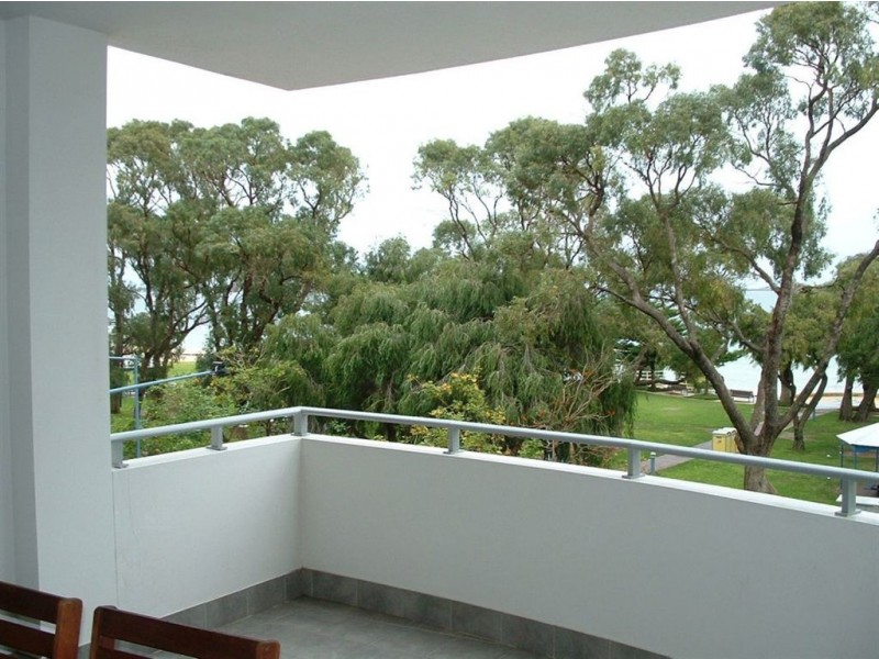 15/17 Rockingham Beach Road, Rockingham WA 6168