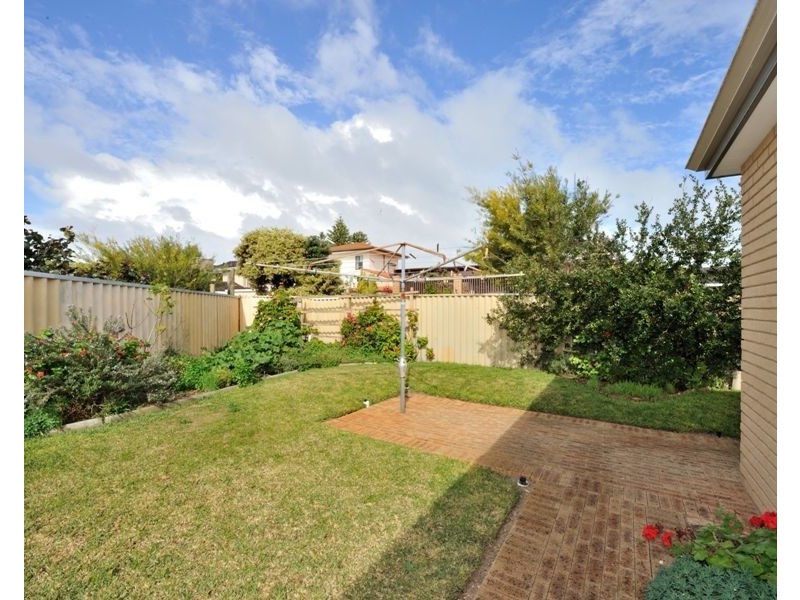 17 Edith Road, Safety Bay WA 6169