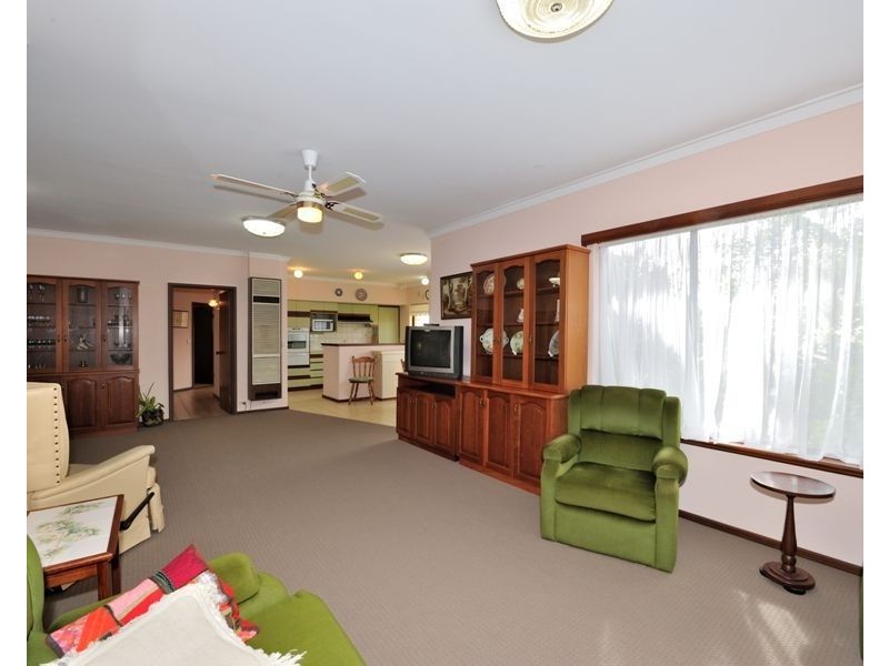 17 Edith Road, Safety Bay WA 6169