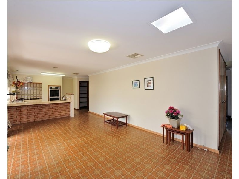 73 Donald Drive, Safety Bay WA 6169