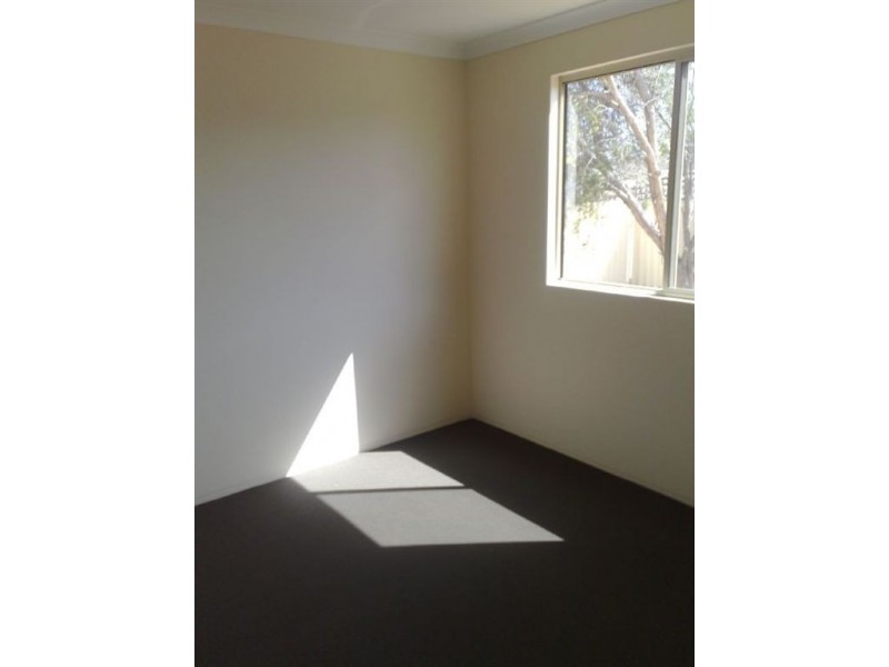 32 Solquest Way, Cooloongup WA 6168