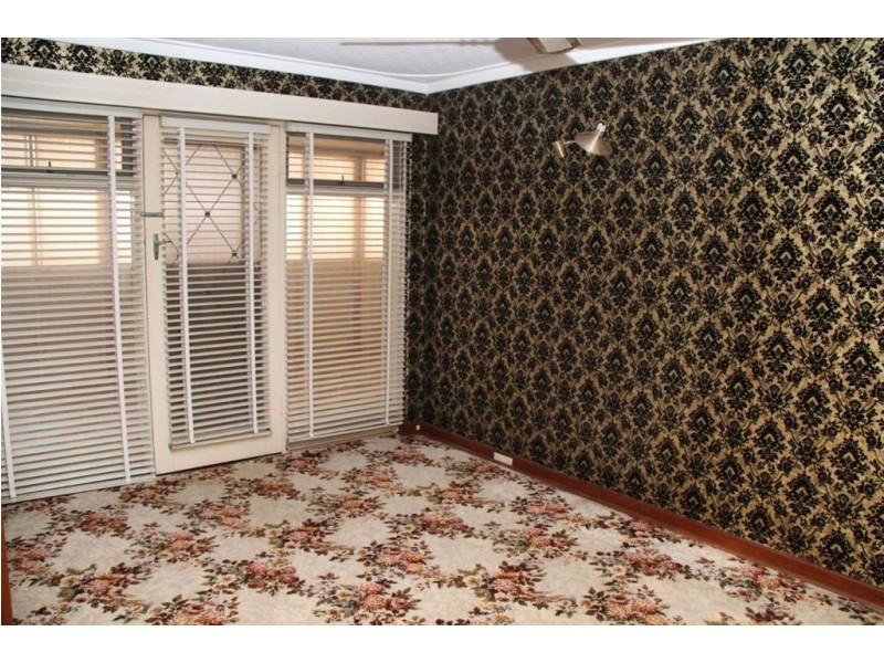 18 Houston Street, Rockingham WA 6168