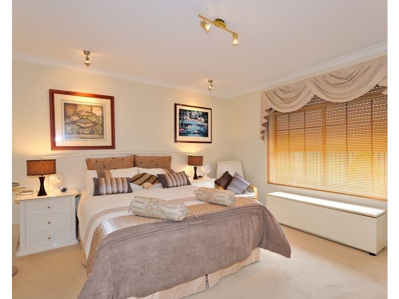 2 Jativa Lane, Port Kennedy WA 6172