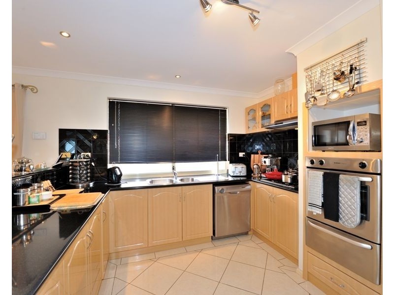 2 Jativa Lane, Port Kennedy WA 6172