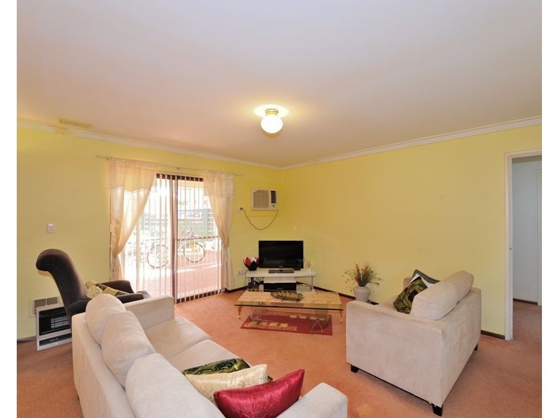 1/14 Vista Avenue, Rockingham WA 6168