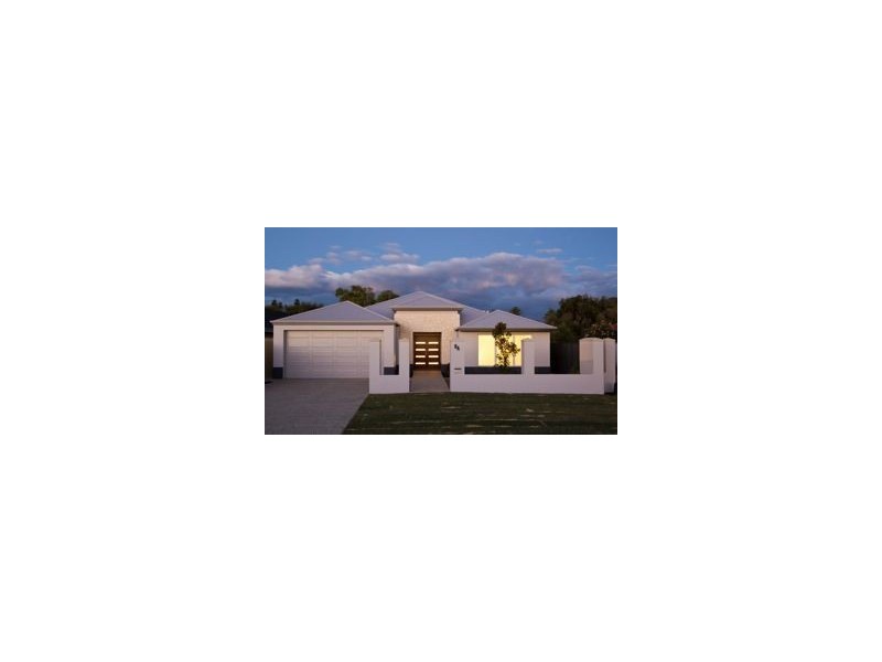 8 McKenzie Road, Shoalwater WA 6169