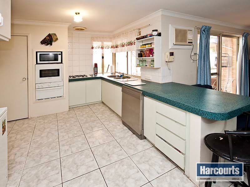 10 Delwood Court, Port Kennedy WA 6172