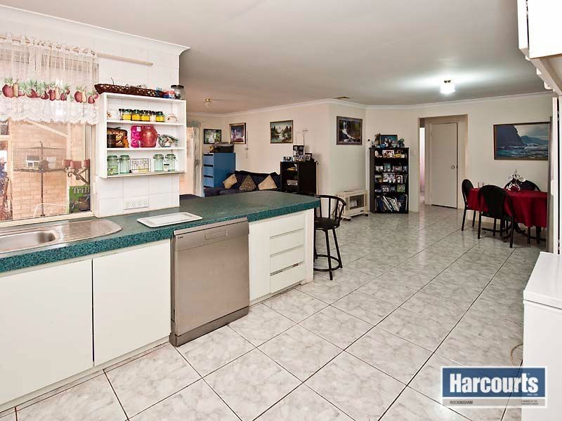 10 Delwood Court, Port Kennedy WA 6172