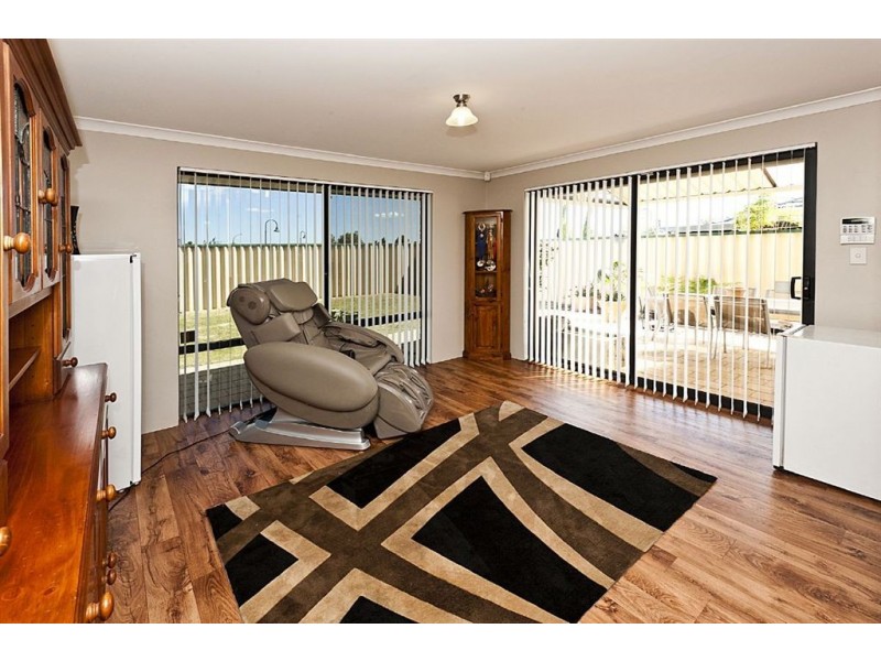 6 Wittecarra Crescent, Port Kennedy WA 6172