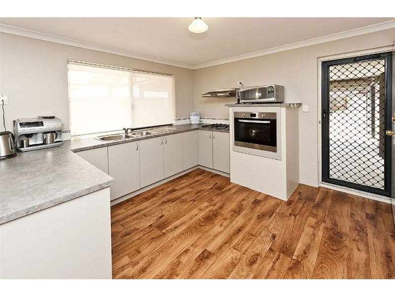 6 Wittecarra Crescent, Port Kennedy WA 6172