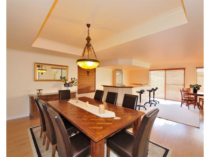 33 Monterey Crescent, Warnbro WA 6169