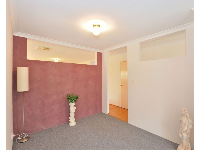 42 St Andrews Loop, Cooloongup WA 6168