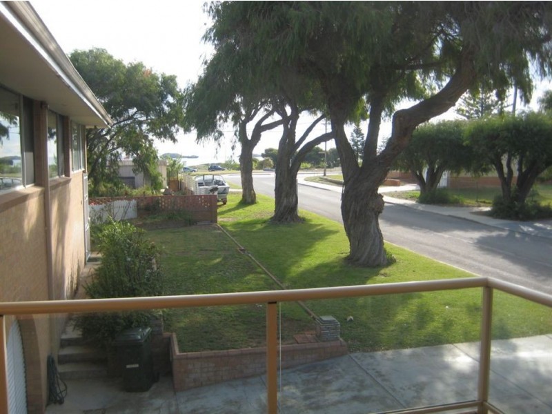 B/3 McLarty Road, Shoalwater WA 6169