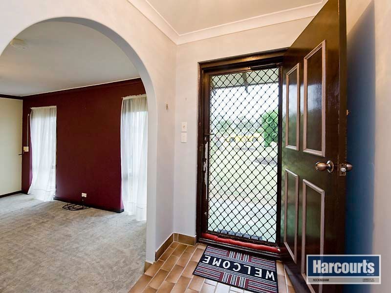 8 Albatross Place, Rockingham WA 6168