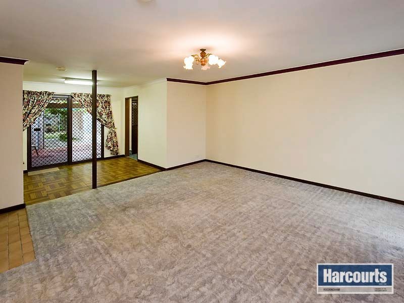 8 Albatross Place, Rockingham WA 6168