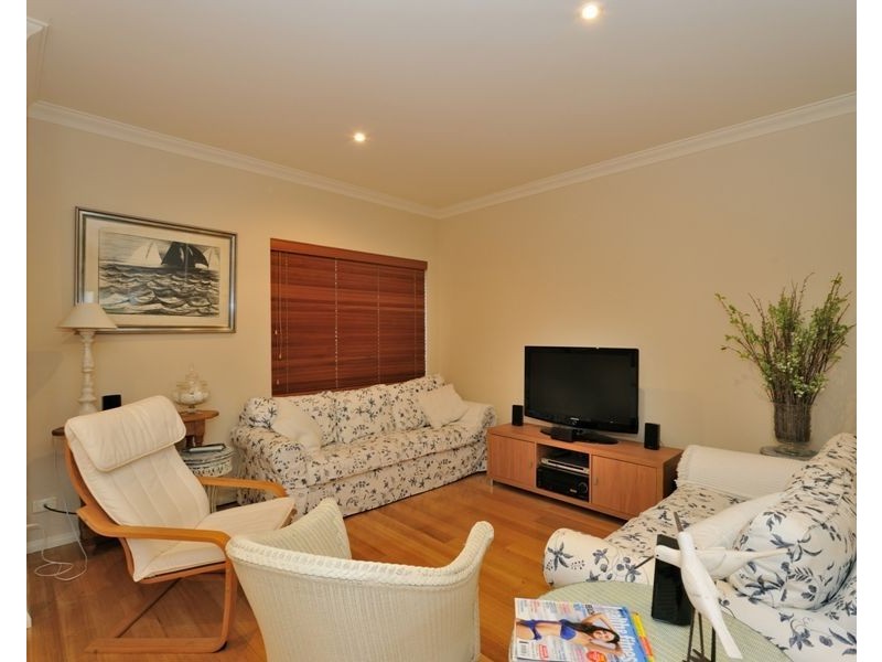 4/5 Harrison Street, Rockingham WA 6168
