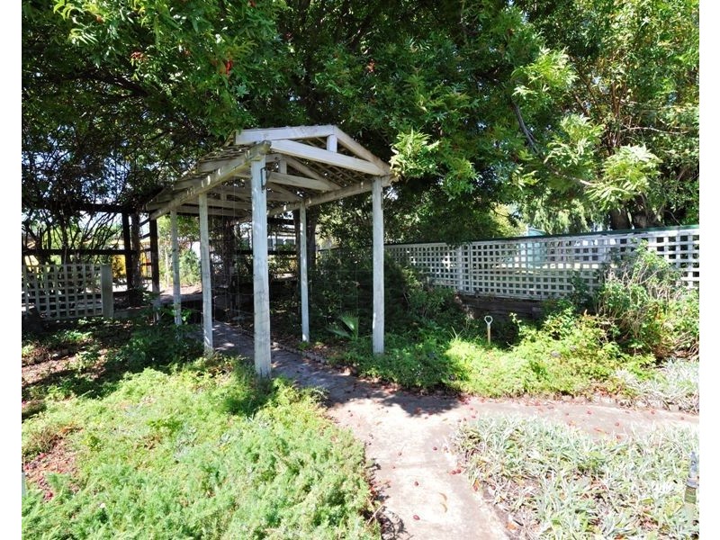 75 Rae Road, Safety Bay WA 6169