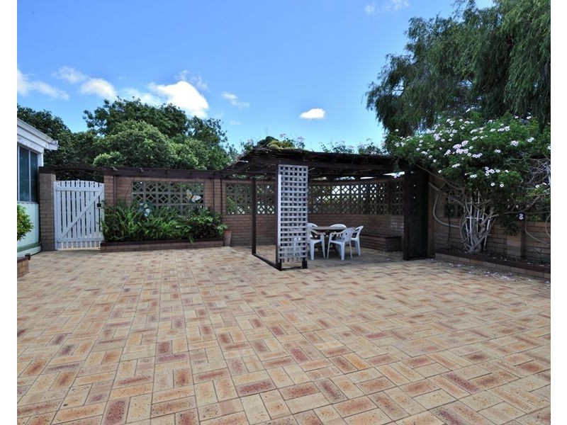 75 Rae Road, Safety Bay WA 6169
