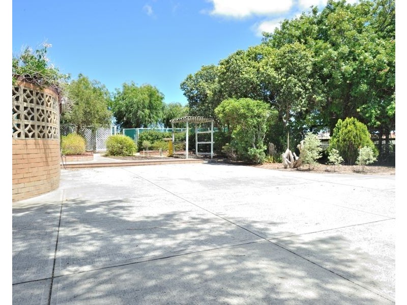 75 Rae Road, Safety Bay WA 6169