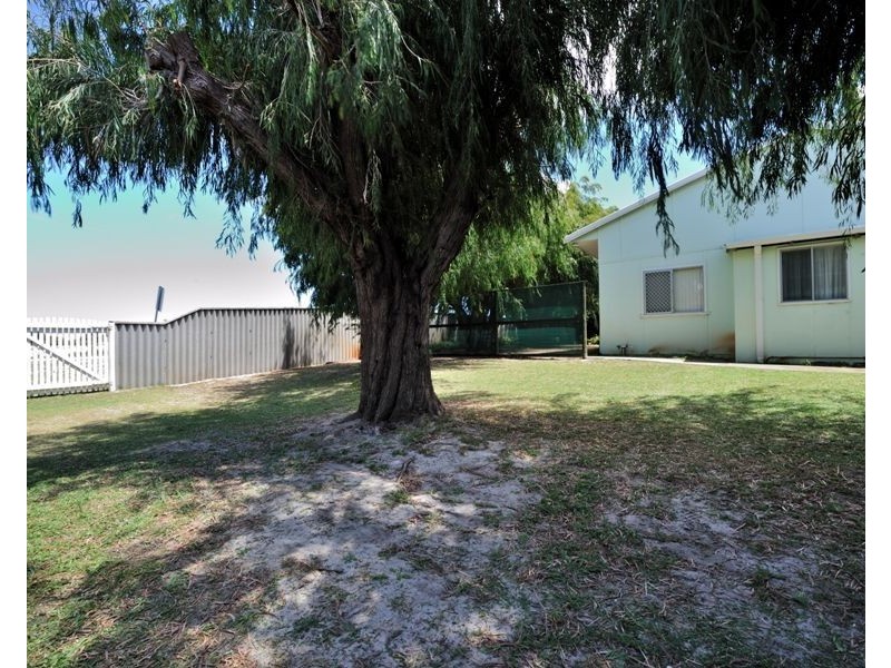 75 Rae Road, Safety Bay WA 6169