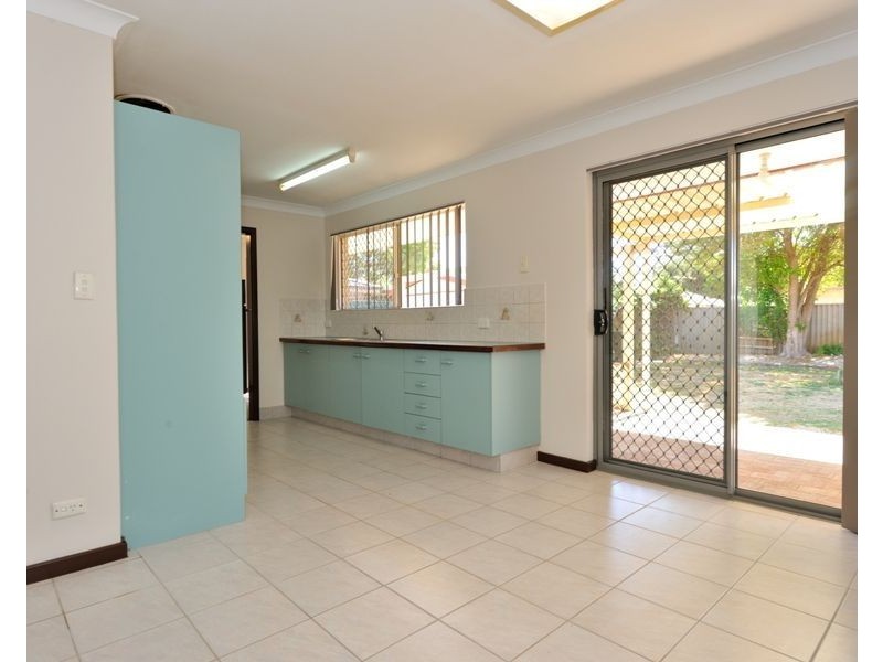 7 Owen Road, Safety Bay WA 6169