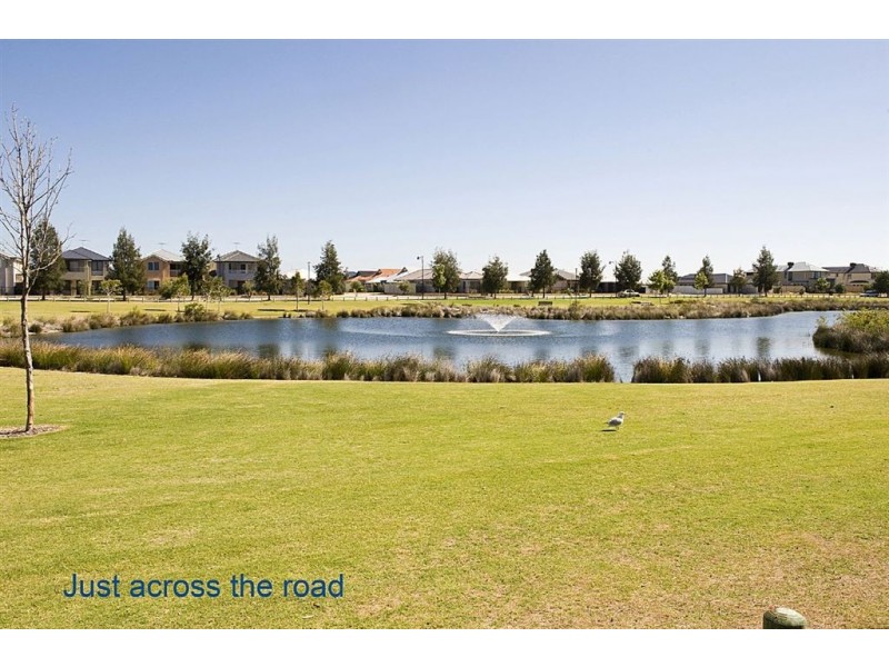 14 Waterfront Parkway, Shoalwater WA 6169