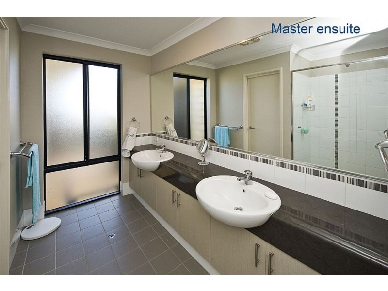 14 Waterfront Parkway, Shoalwater WA 6169