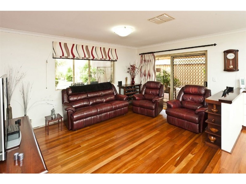 12 Sprite Place, Waikiki WA 6169