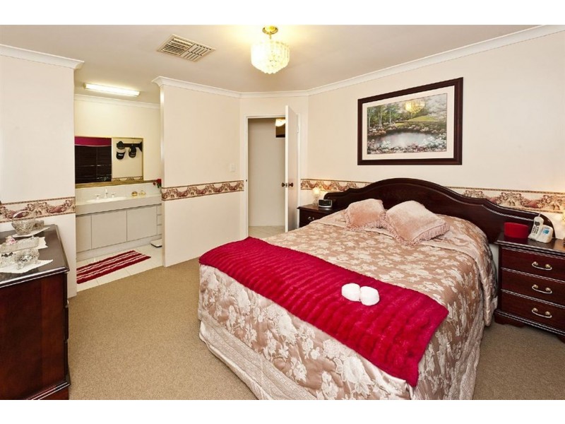 12 Sprite Place, Waikiki WA 6169