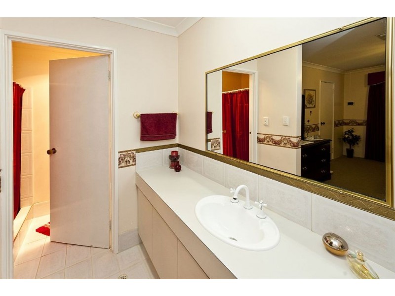 12 Sprite Place, Waikiki WA 6169