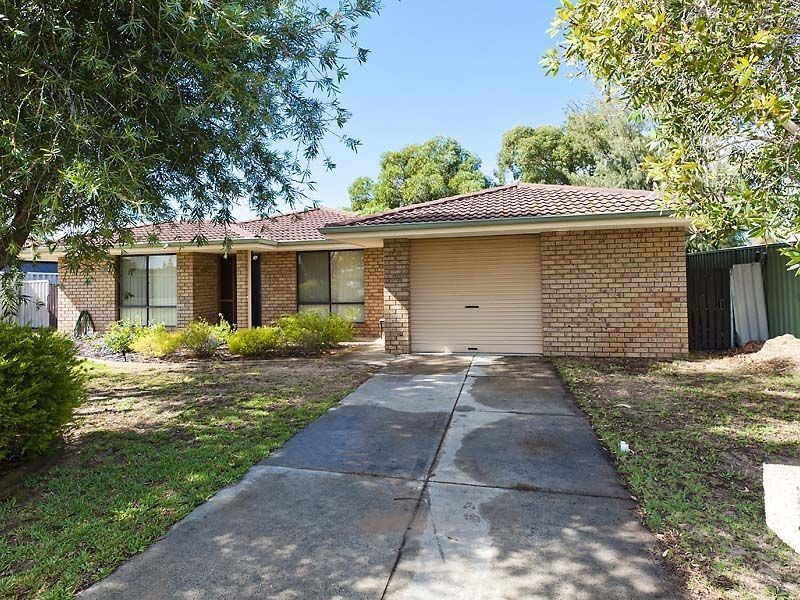 16 Campbell Way, Rockingham WA 6168