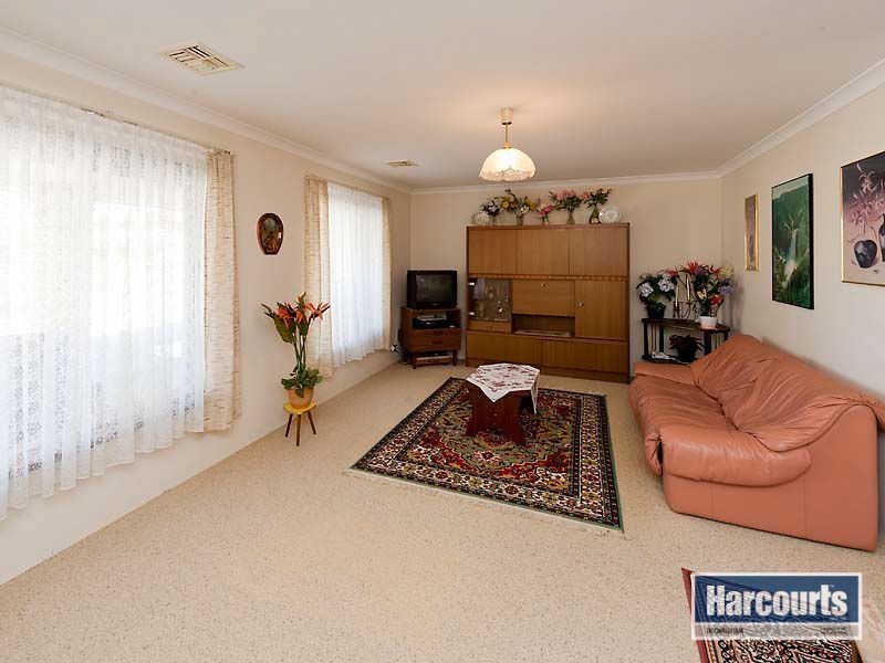 9 McLean Street, Rockingham WA 6168