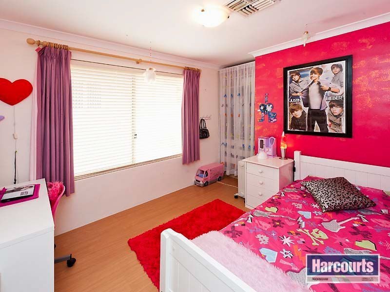 10 Dalaroo Court, Cooloongup WA 6168