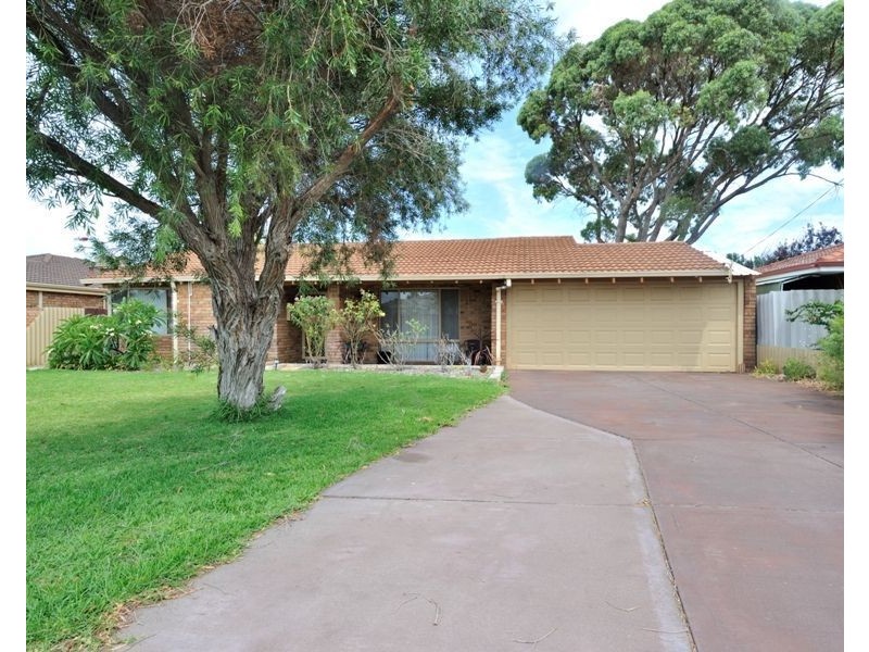 9 Hughes Court, Safety Bay WA 6169