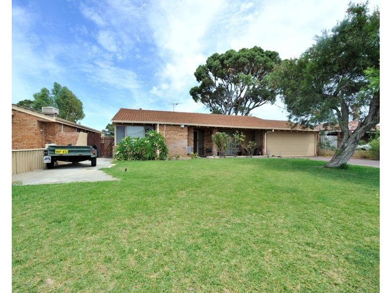 9 Hughes Court, Safety Bay WA 6169