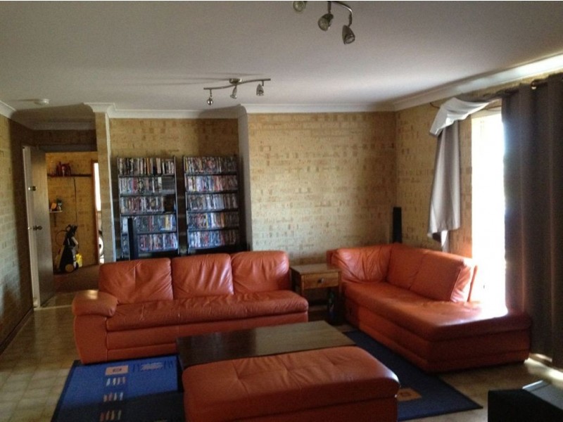 1 St Andrews Loop, Cooloongup WA 6168