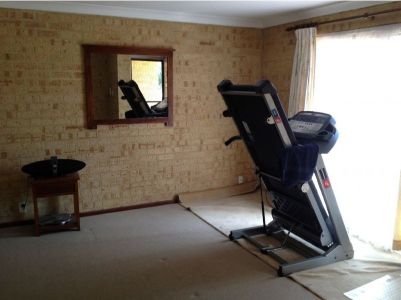 1 St Andrews Loop, Cooloongup WA 6168