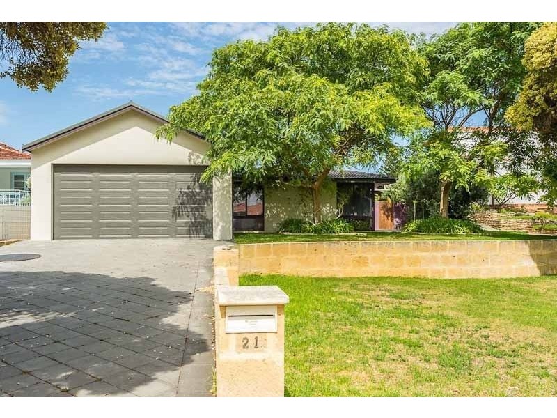 21 Gloucester Avenue, Shoalwater WA 6169