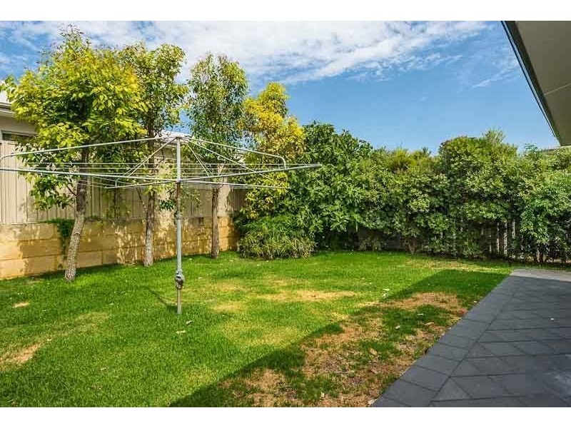 21 Gloucester Avenue, Shoalwater WA 6169