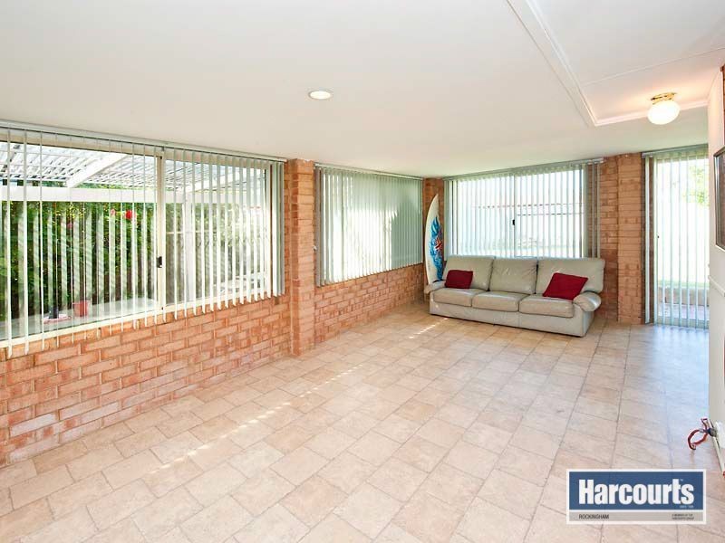 19 Monterey Place, Warnbro WA 6169