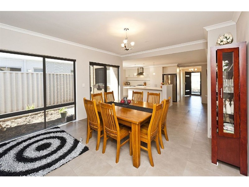 10 Gulliver Lane, Shoalwater WA 6169