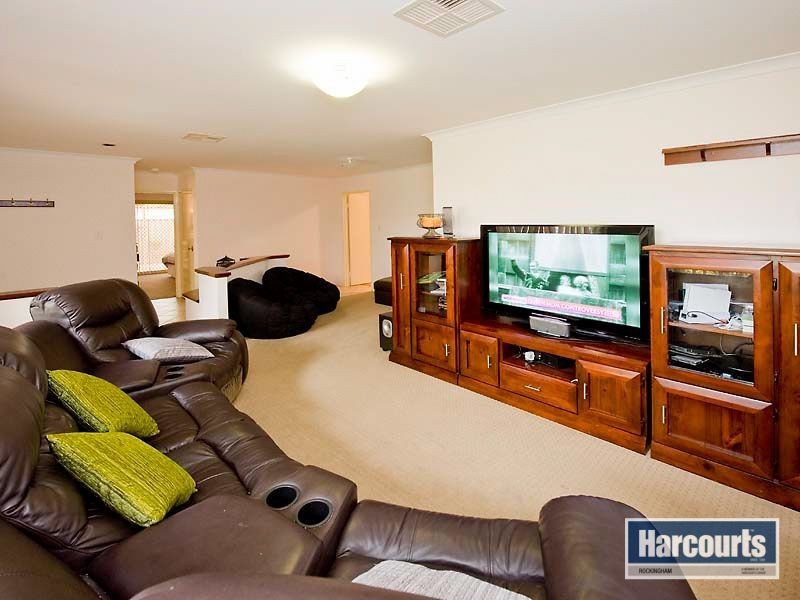 14 Fathom Ramble, Waikiki WA 6169