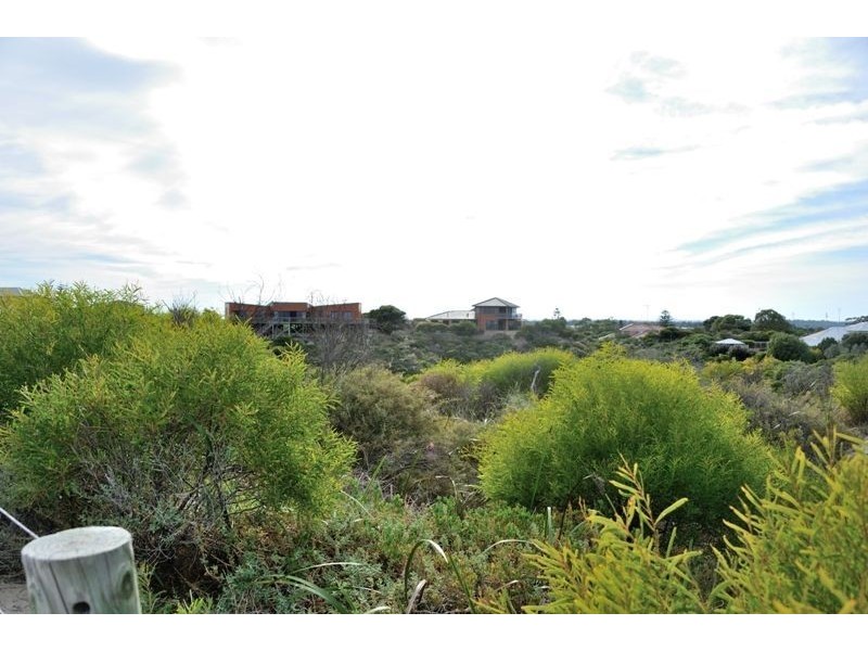 7 Lorient Close, Warnbro WA 6169