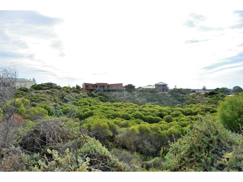 7 Lorient Close, Warnbro WA 6169