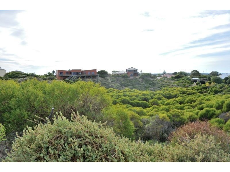 7 Lorient Close, Warnbro WA 6169