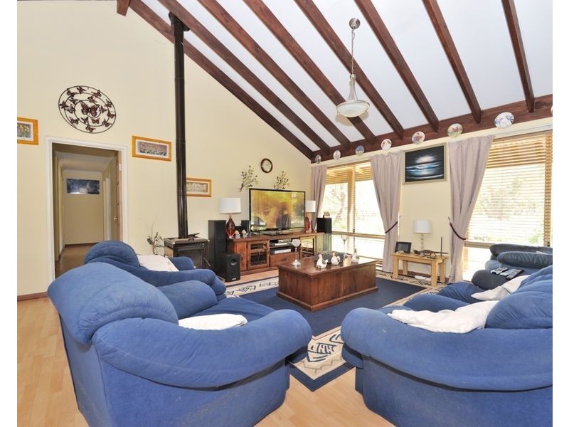 334 Amarillo Drive, Karnup WA 6176