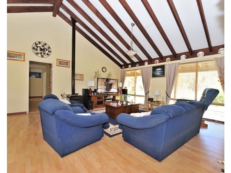 334 Amarillo Drive, Karnup WA 6176